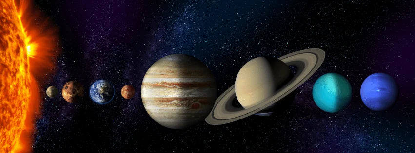 planetas do sistema solar em suas órbitas ao redor do Sol. A imagem inclui planetas rochosos como Mercúrio, Vênus, Terra e Marte, seguidos pelos gigantes gasosos Júpiter, Saturno, Urano e Netuno, com detalhes visíveis de seus anéis e luas.