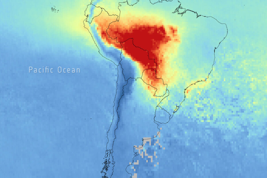 Comparação de emissões de monóxido de carbono na América do Sul em setembro de 2024, com dados do sistema CAMS e do satélite Sentinel-5P mostrando áreas afetadas por incêndios